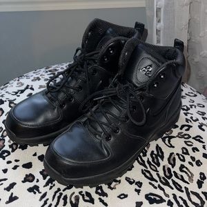 Mens Manoa leather Nike Boots